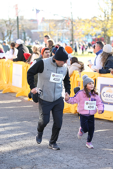 FinishFunRun__0559