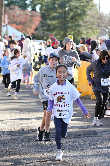 FinishFunRun__0560