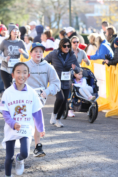 FinishFunRun__0562