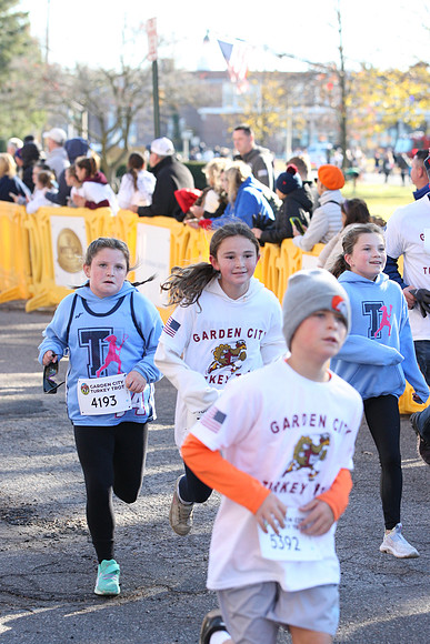 FinishFunRun__0570
