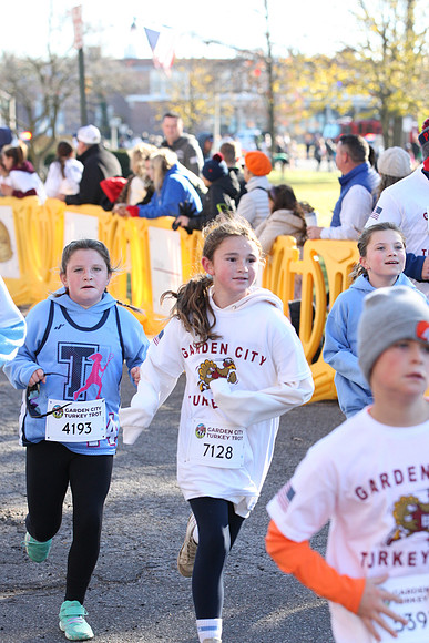 FinishFunRun__0572