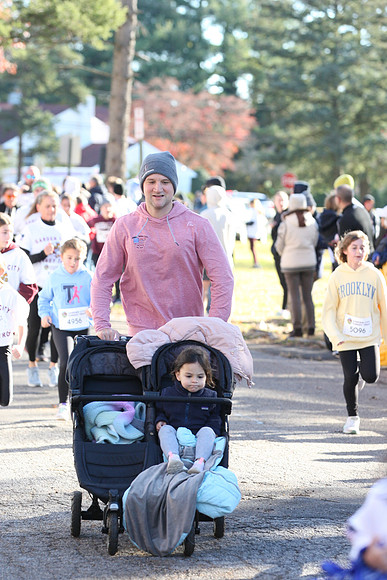 FinishFunRun__0585