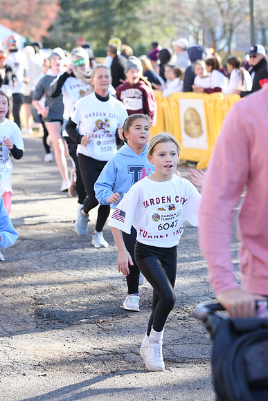 FinishFunRun__0593