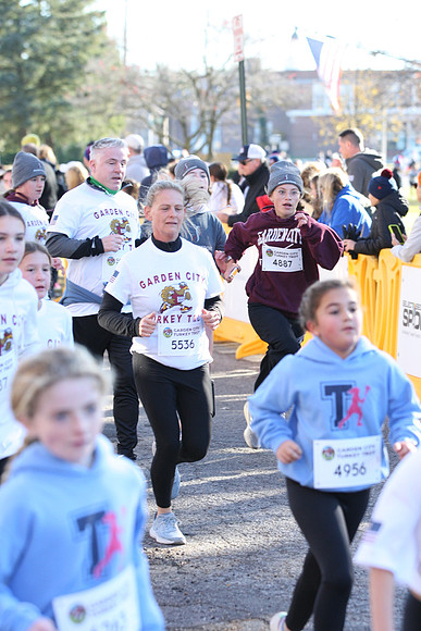 FinishFunRun__0597