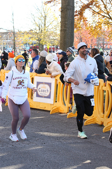 FinishFunRun__0643