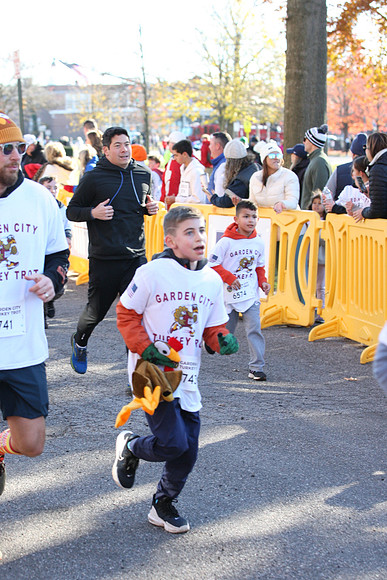 FinishFunRun__0652