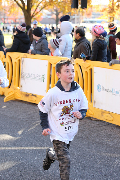 FinishFunRun__0658