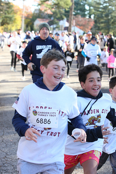 FinishFunRun__0663