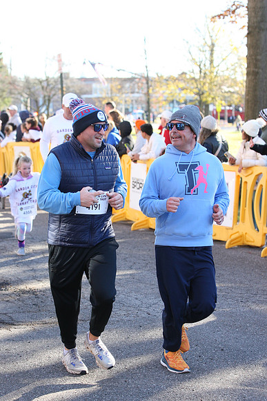 FinishFunRun__0685