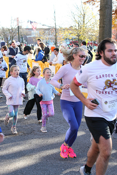FinishFunRun__0692