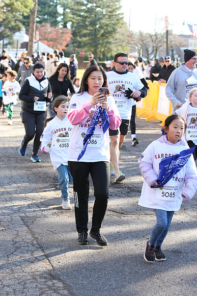 FinishFunRun__1300