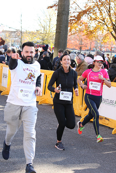 Finish5mile__1075