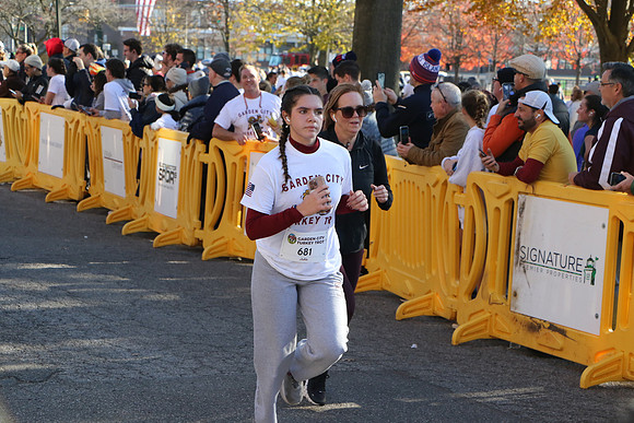 Finish5mile__1891