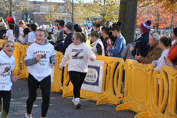 Finish5mile__1906