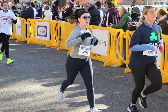 Finish5mile__1980