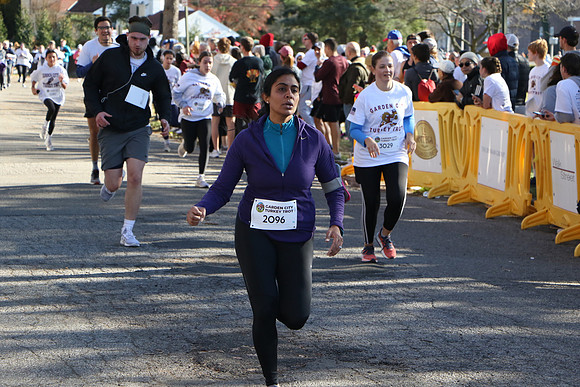 Finish5mile__1985