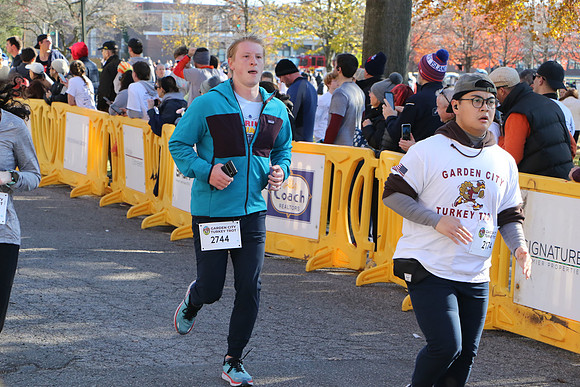 Finish5mile__2006