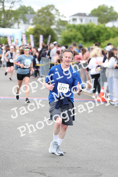 FinishHalf_1637