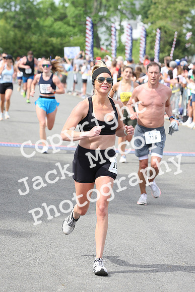 FinishHalf_0587