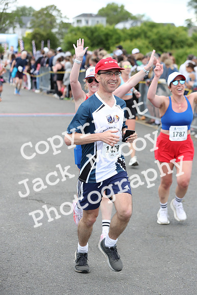 FinishHalf_1741