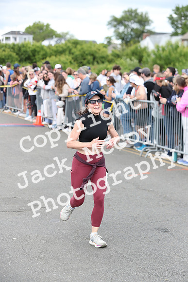 FinishHalf_1556