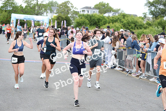 FinishHalf_1652