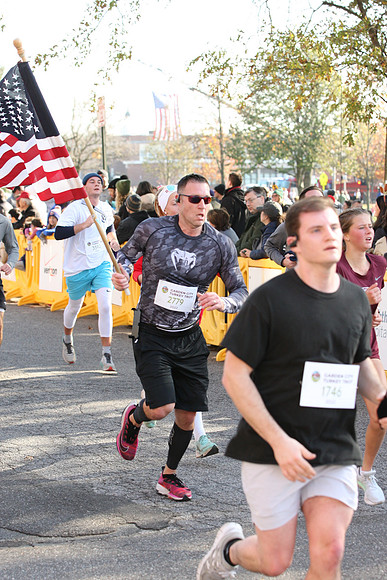 Finish5Mile_0555