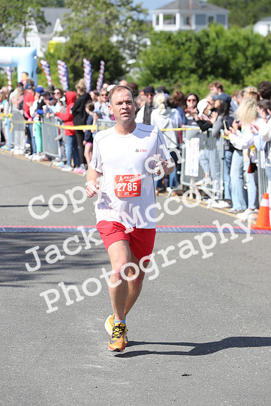 FinishHalf_0200