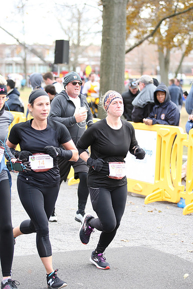 5MileFinish_1424
