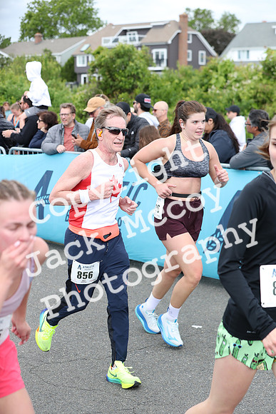 FinishHalf_1554
