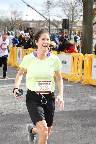 5MileFinish_1335