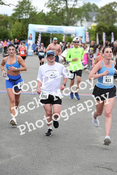 FinishHalf_1679