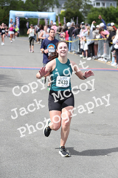 FinishHalf_1366