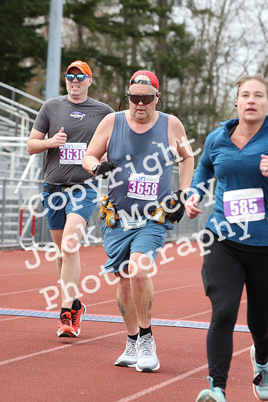 FinishHalf_0564