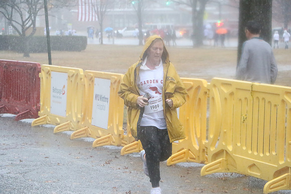 Finish5Mile_1945