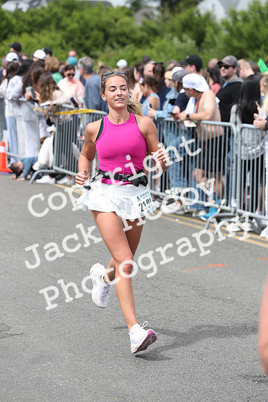 FinishHalf_1372