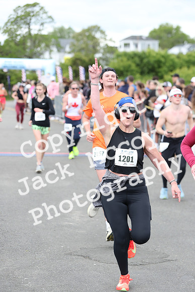 FinishHalf_1542