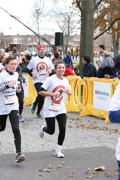 5MileFinish_1202
