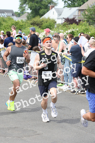 FinishHalf_1083