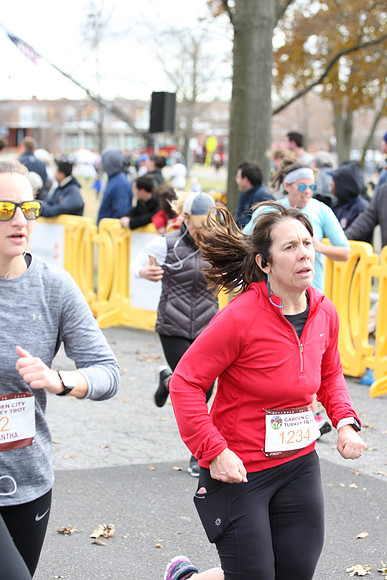 5MileFinish_1224