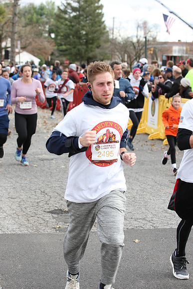 5MileFinish_1680
