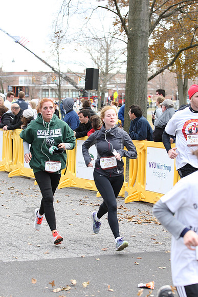 5MileFinish_1206