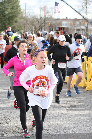 5MileFinish_1314