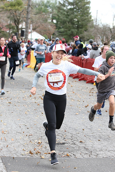 5MileFinish_1231