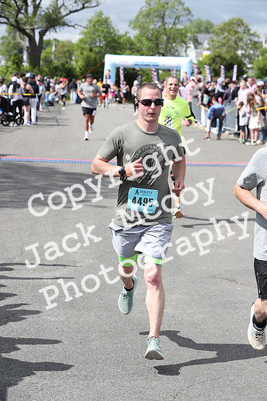 FinishHalf_1300