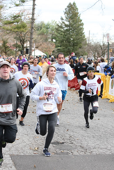 5MileFinish_1378