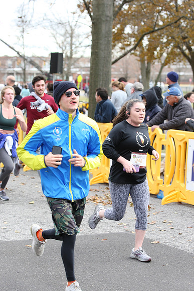 5MileFinish_1156