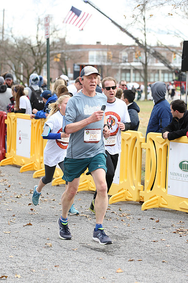 5MileFinish_1240