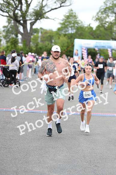 FinishHalf_1641