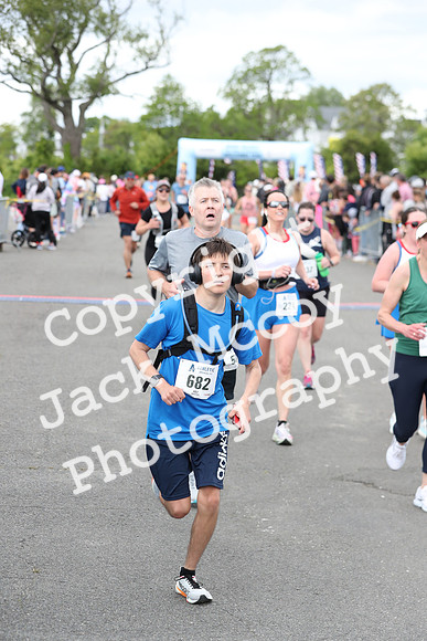 FinishHalf_1584